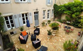 Maison D'Hotes De Charme - Au Lys Blanc